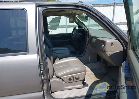 2005 GMC Yukon Xl 1500 Denali из США, поврежденный, VIN 1GKFK66U65J193505